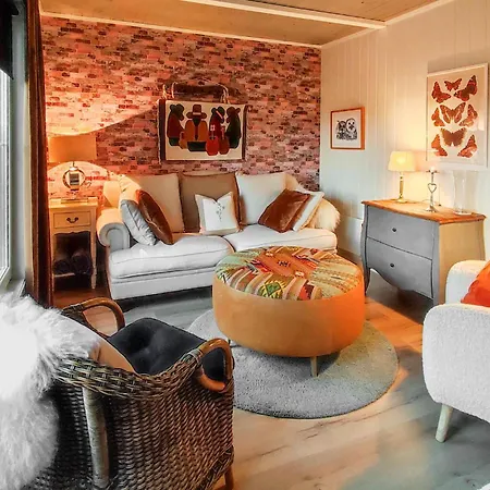 Holiday home The Woodpecker Tree *